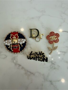 Beautiful hand crafted Brooches Misc.